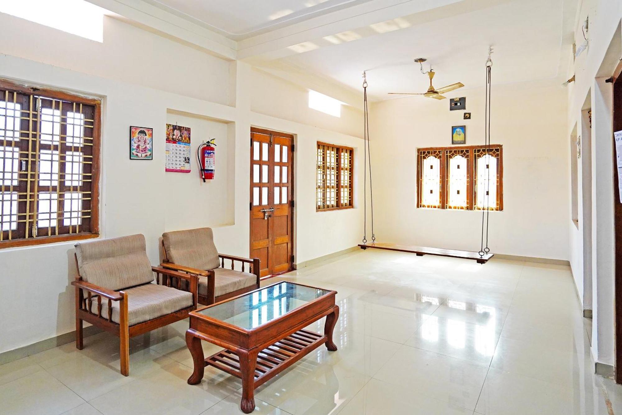 Oyo Home Unity Home Stay Rajpipla Exterior photo